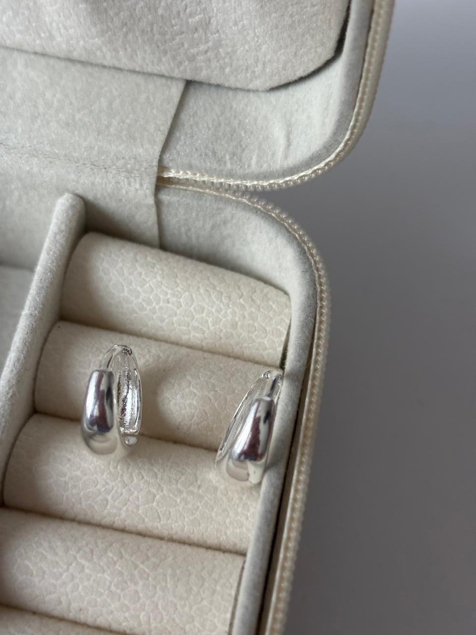 Brinco de prata 925 - Click