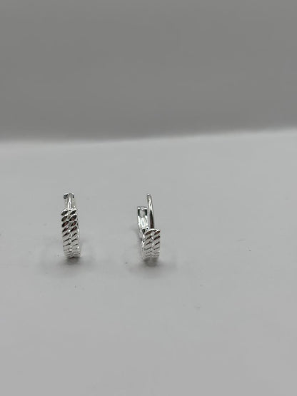 Brinco de prata 925 - Argola click