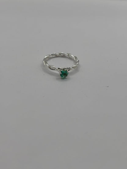 Prata 925 - Anel Solitário Verde Turmalina